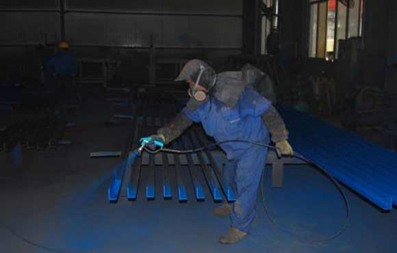 沈陽機械設(shè)備噴漆如何處理氣味！